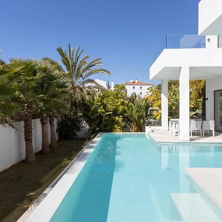Villa Calima - 5 Bedrooms With Private Pool - 100m From The Beach
