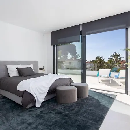 Calima - 5 Bedrooms With Private Pool - 100m From The Beach Villa Marbella